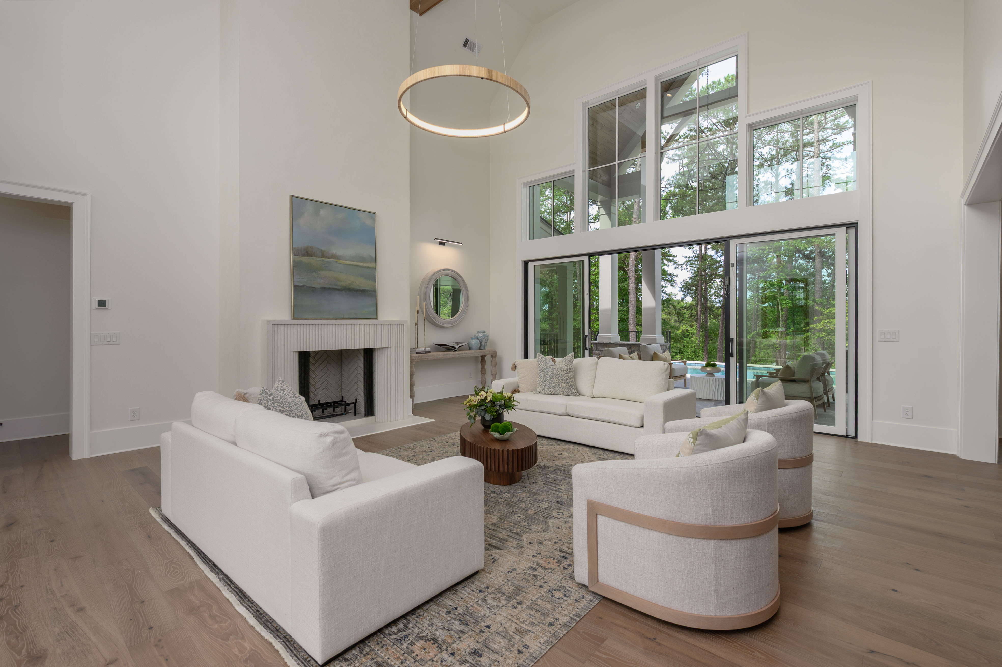 1019 Hilltop Loop image 6